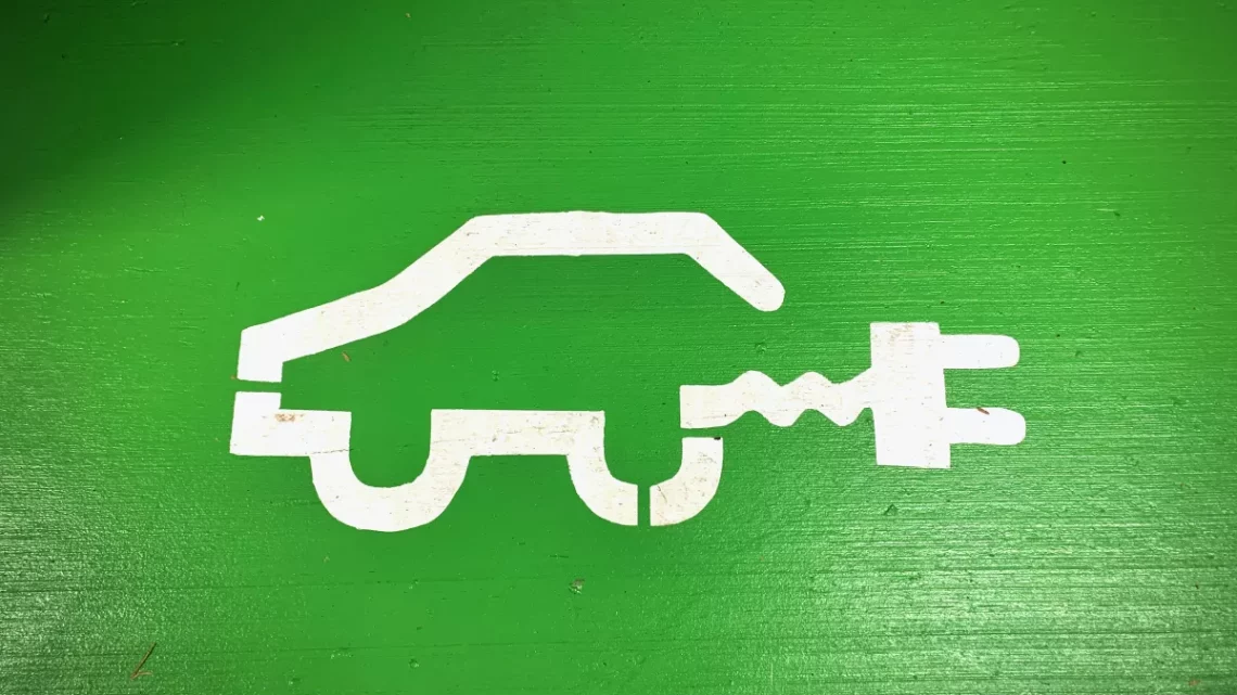 Coches Sin Carnet en Sevilla: Una Alternativa de Movilidad para un Mundo en Evolución